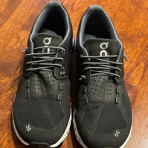 Women’s Swiss Engineering On Cloud Black Running Shoes Size 8 Like New
